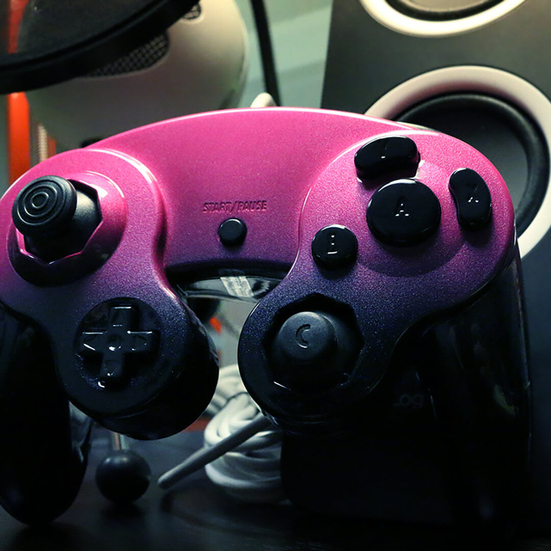 Custom Controller Nintendo Gamecube - Pearl Raspberry-Black Build Your Own Ombre Fade Black Buttons